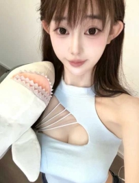 邢台市极品尤物大胸诱人泄欲玩物