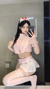 小嫩妹极品货爱爱配合可以来69