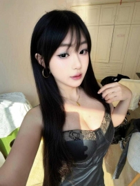 宝山骚气大胸美女